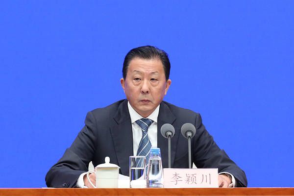 Sofascore表示多库因其属性概览图相比于2022年12月提高了整整59分而赢得了这个奖项，这是他们数据库中，同期提升最大的球员。